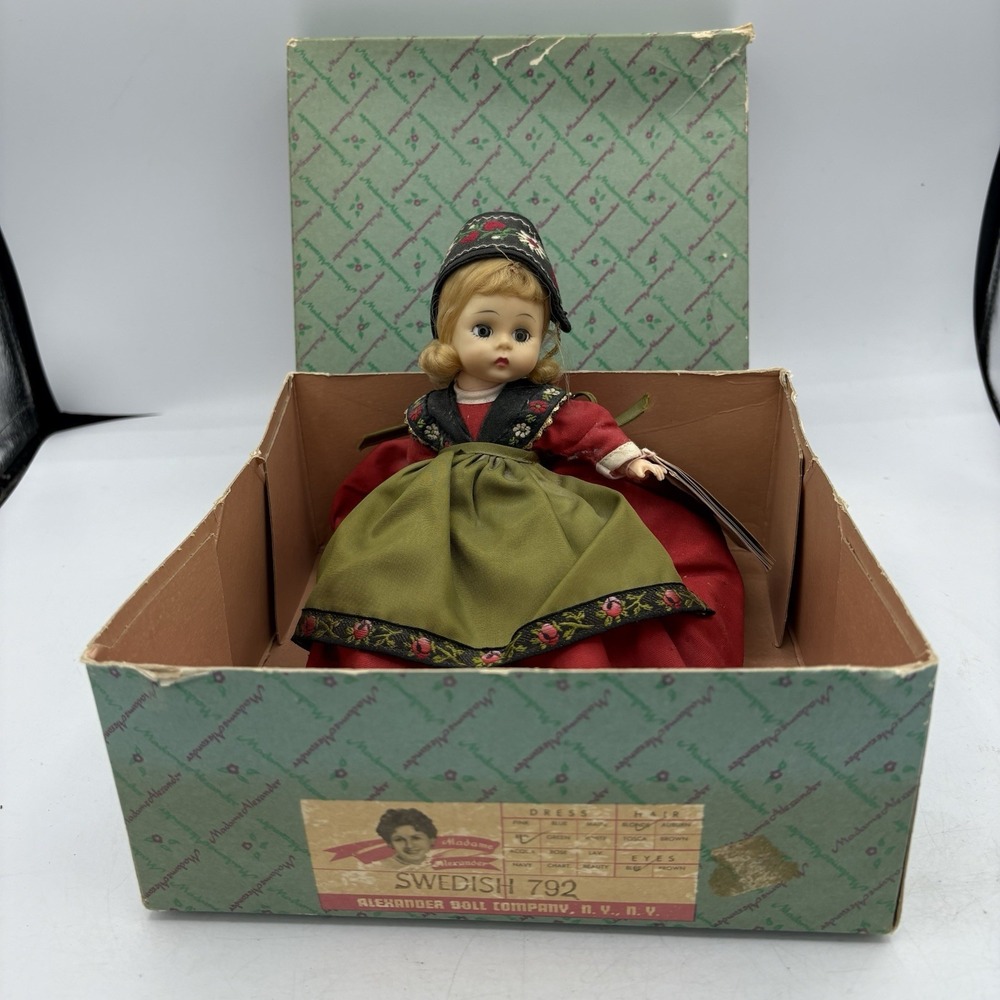 Vintage Madame Alexander 8" Doll Swedish 792 Folk Dress Friends Foreign Lands
